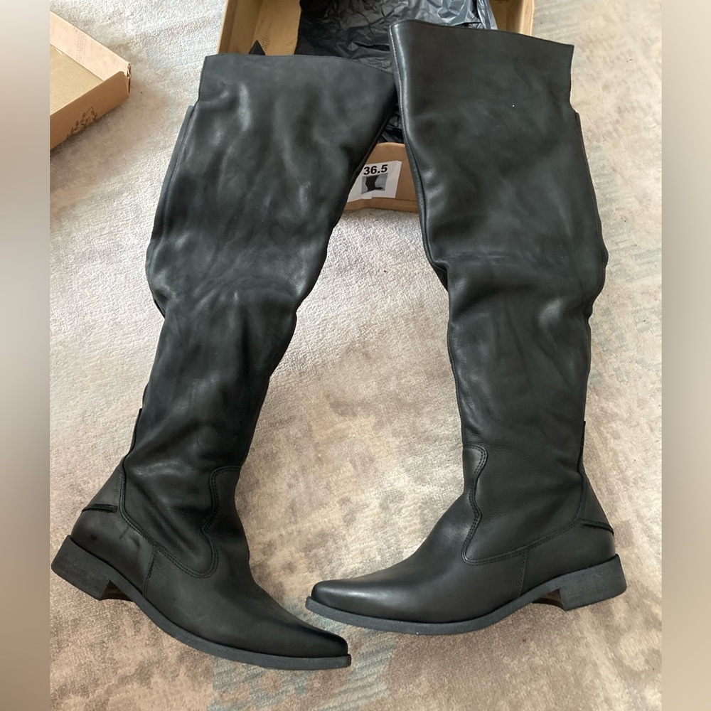 Free people BRENNA over the knee boots. - Picture 4 of 7